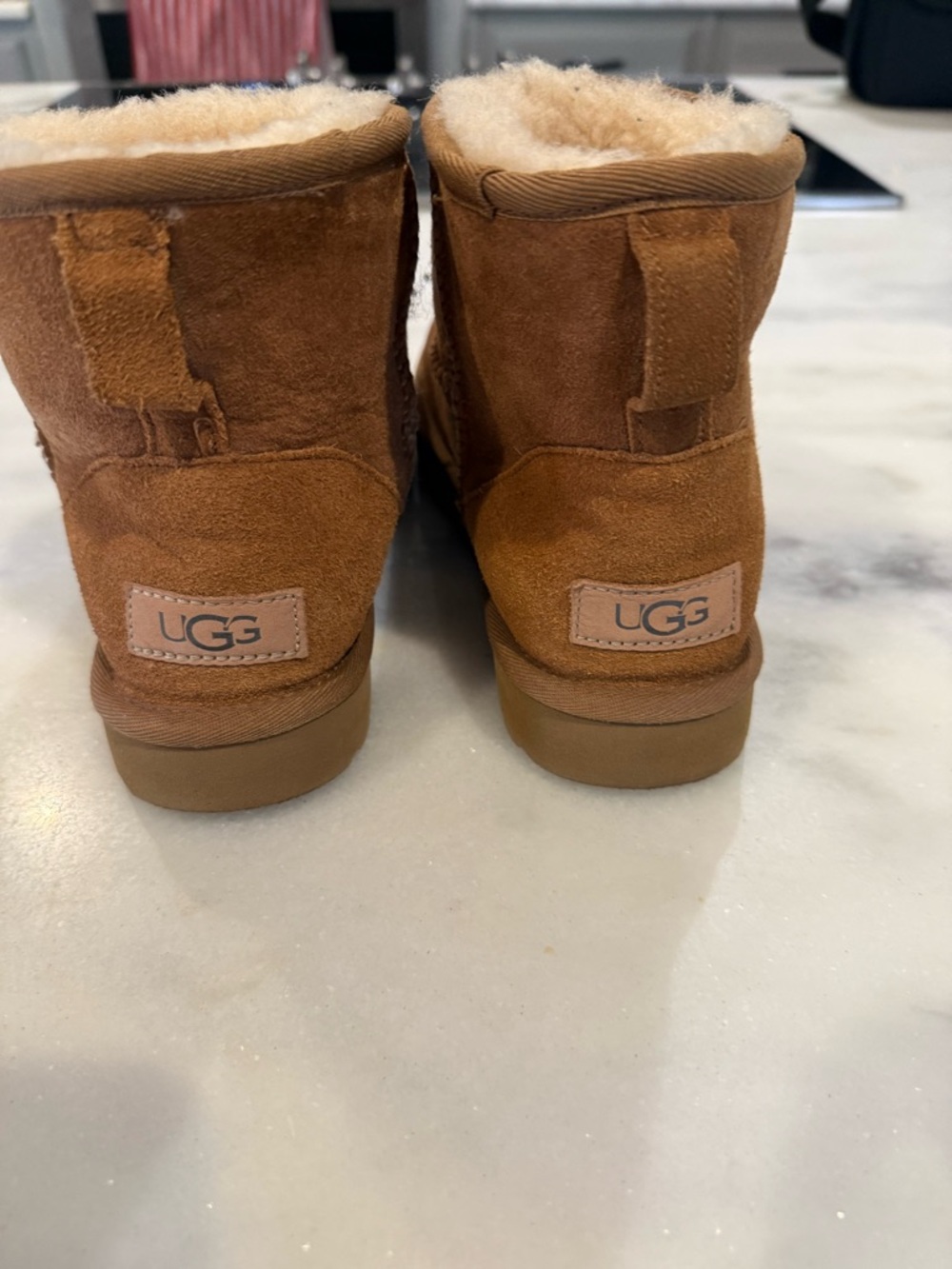 UGG Kids Short Shearling Boots - Chestnut Brown